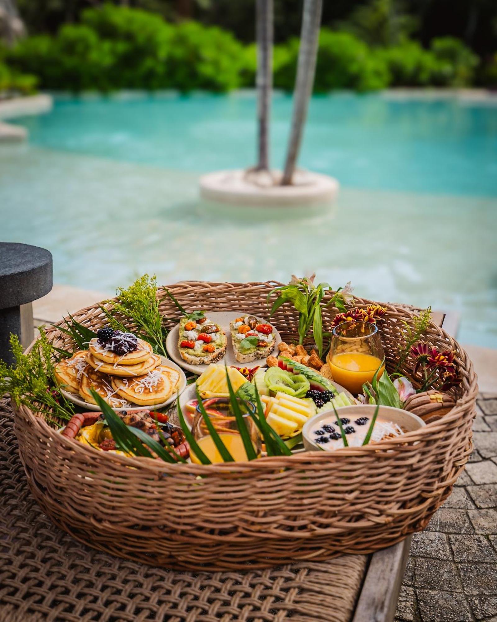 Serene 4br W Pool Hot Tub 1xfree Breakfast *