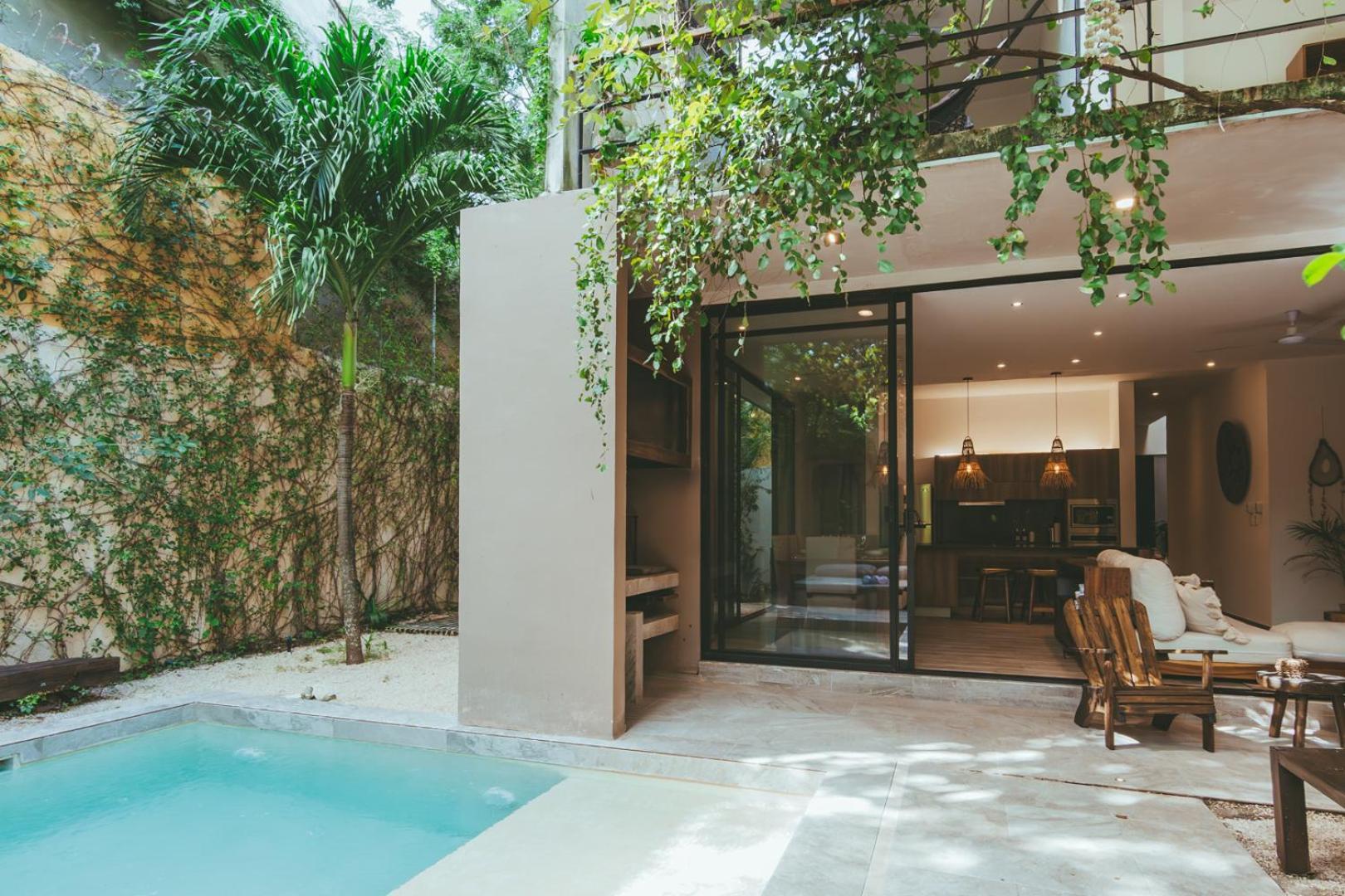 Apartment Dreams 4br Private Pool, Hot Tub, Patios *